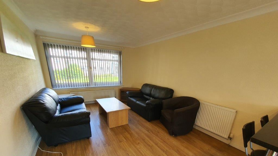 St. Mungo Avenue