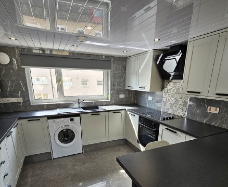 St Mungo Ave
